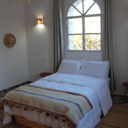 Les Jardins Fleuris Bed & Breakfast Есувейра Екстериор снимка