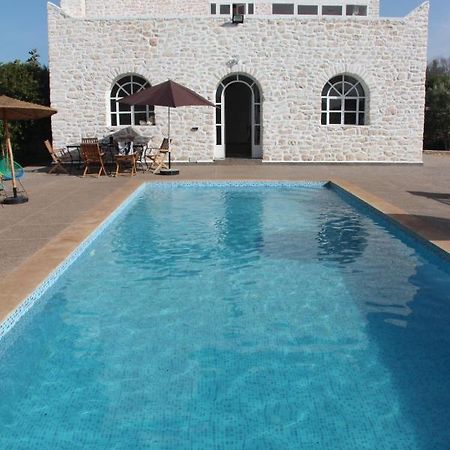 Les Jardins Fleuris Bed & Breakfast Есувейра Екстериор снимка